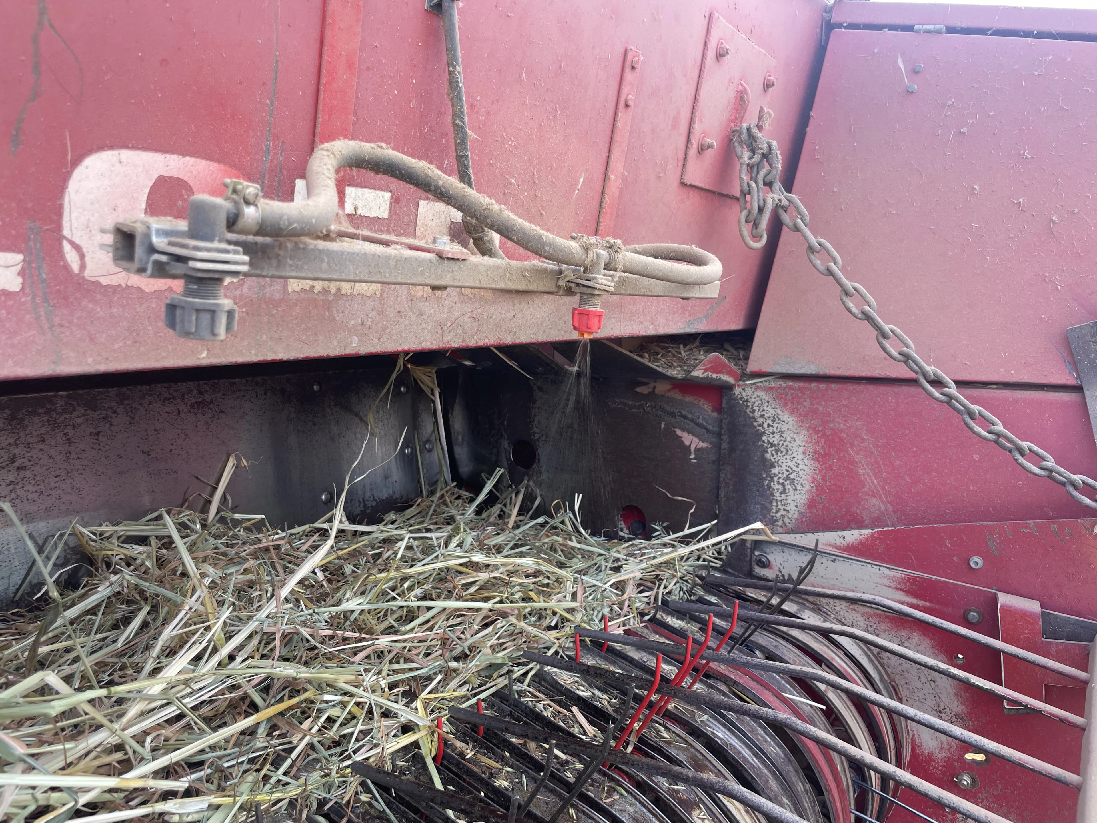 Modern baling technology with additives